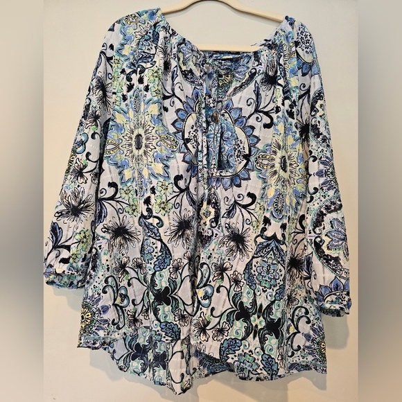 Lane Bryant Size 26/28 (4X) 3/4 Sleeve Notch Neck Tie Front Blouse Blue Geo Flor - Picture 4 of 11